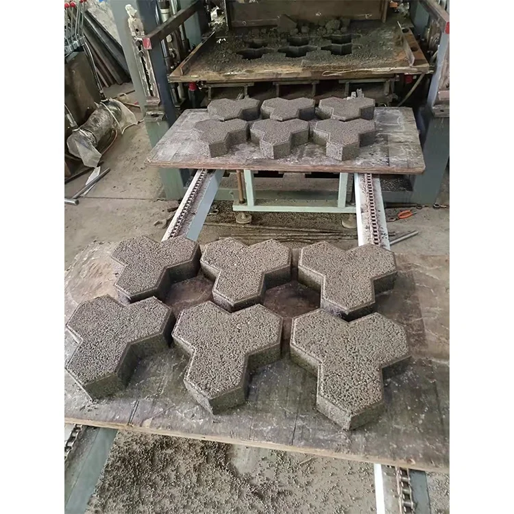 QT5-15 Interlocking Brick Making Machine | Specifications58 - Image 6