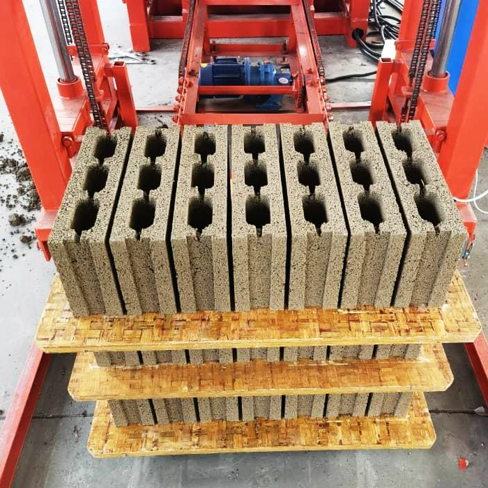 Qt4-25a Automatic Block Making Machine | Technical Guide - Image 6