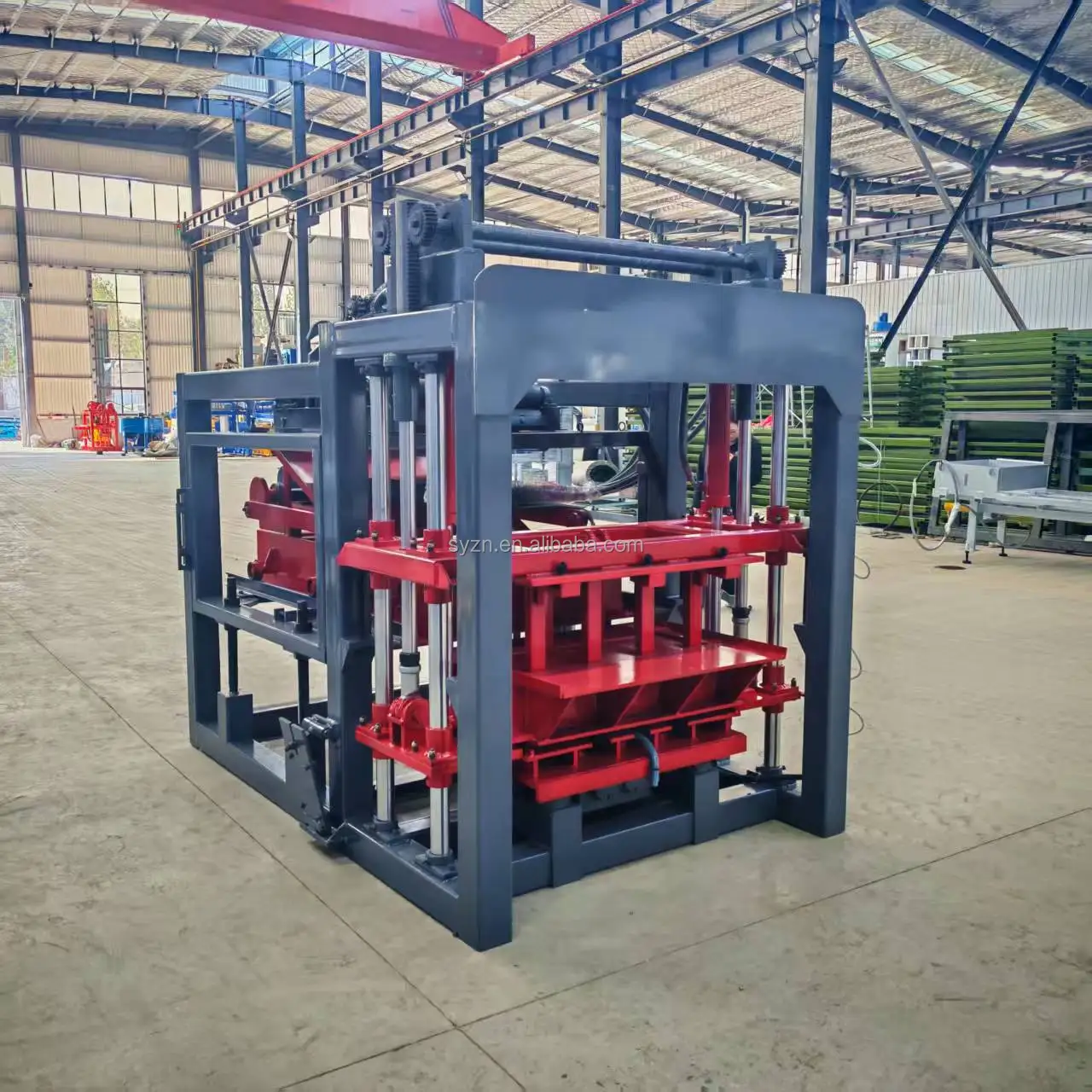QT4-15 Interlocking Brick Machine | Specifications Guide - Image 3