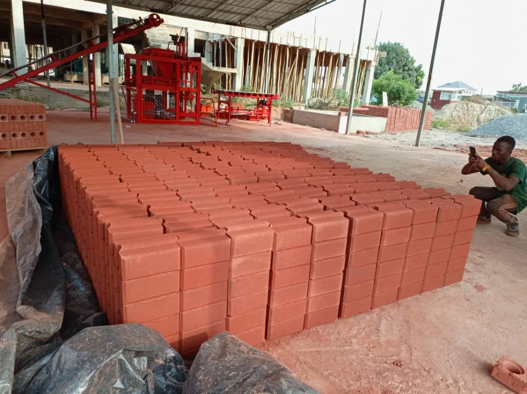 LY4-10 Compressed Earth Block Brick Machine – Specifications - Image 3